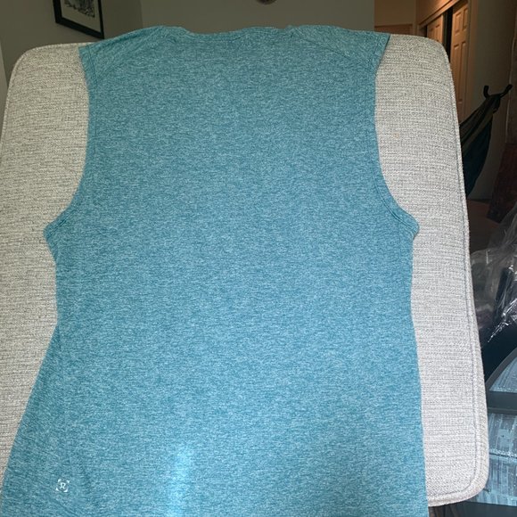 Lululemon Drysense Mesh Sleeveless - Picture 4 of 4